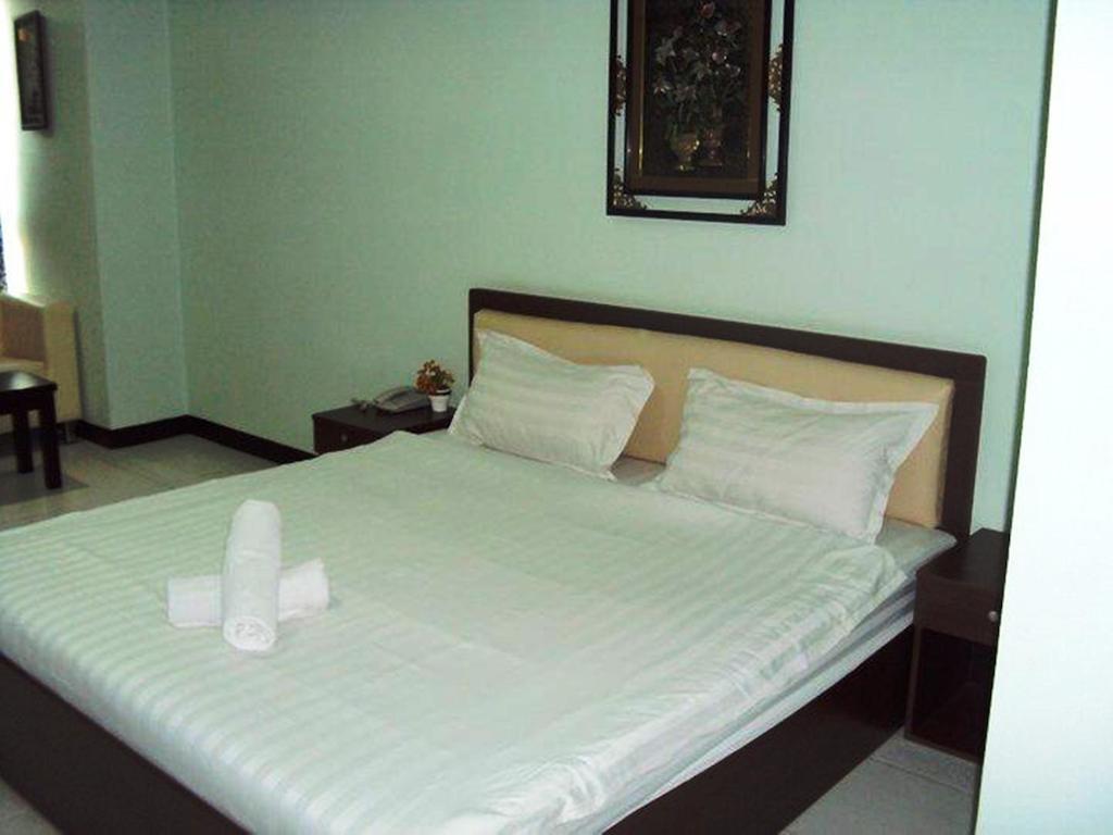 Aryan Suites Hotel Bangkok Ruang foto