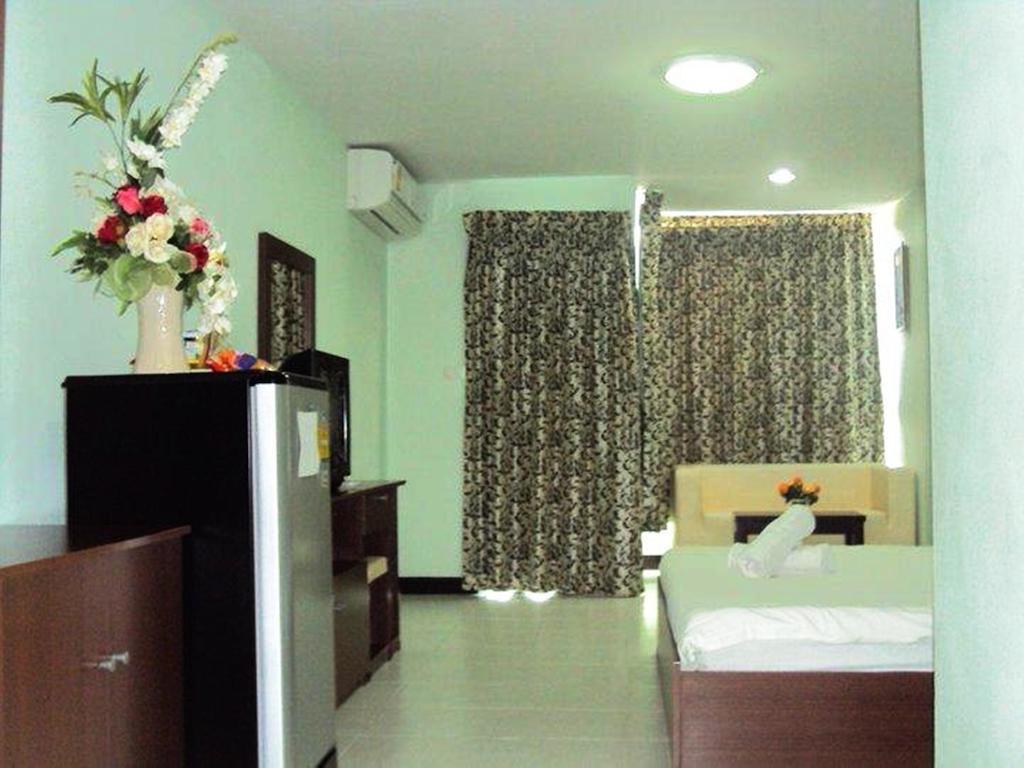 Aryan Suites Hotel Bangkok Ruang foto