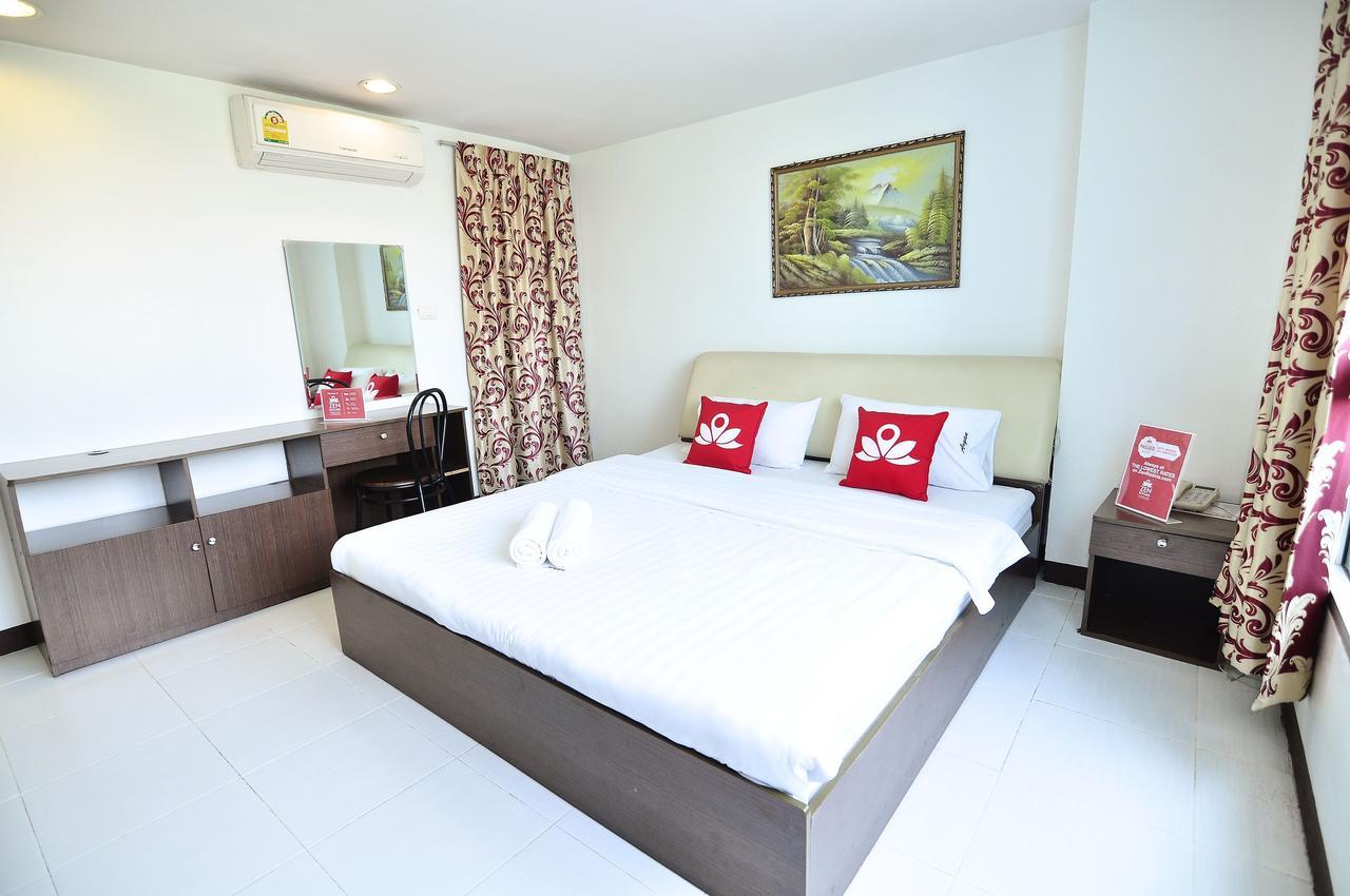 Aryan Suites Hotel Bangkok Bagian luar foto