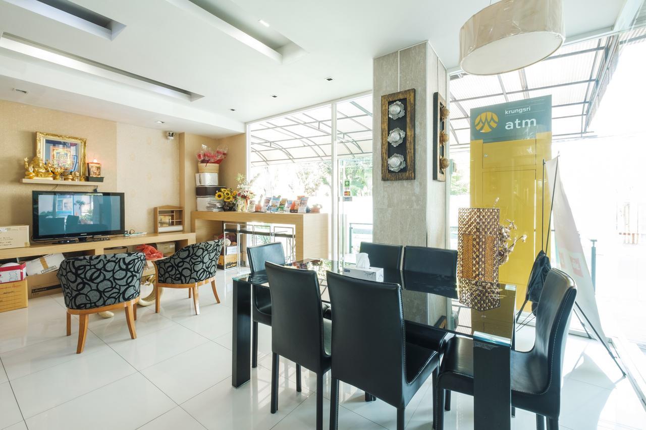Aryan Suites Hotel Bangkok Bagian luar foto