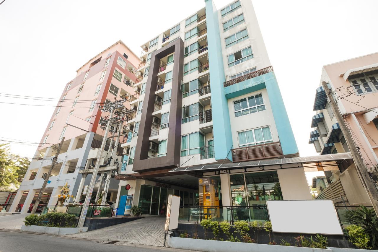 Aryan Suites Hotel Bangkok Bagian luar foto